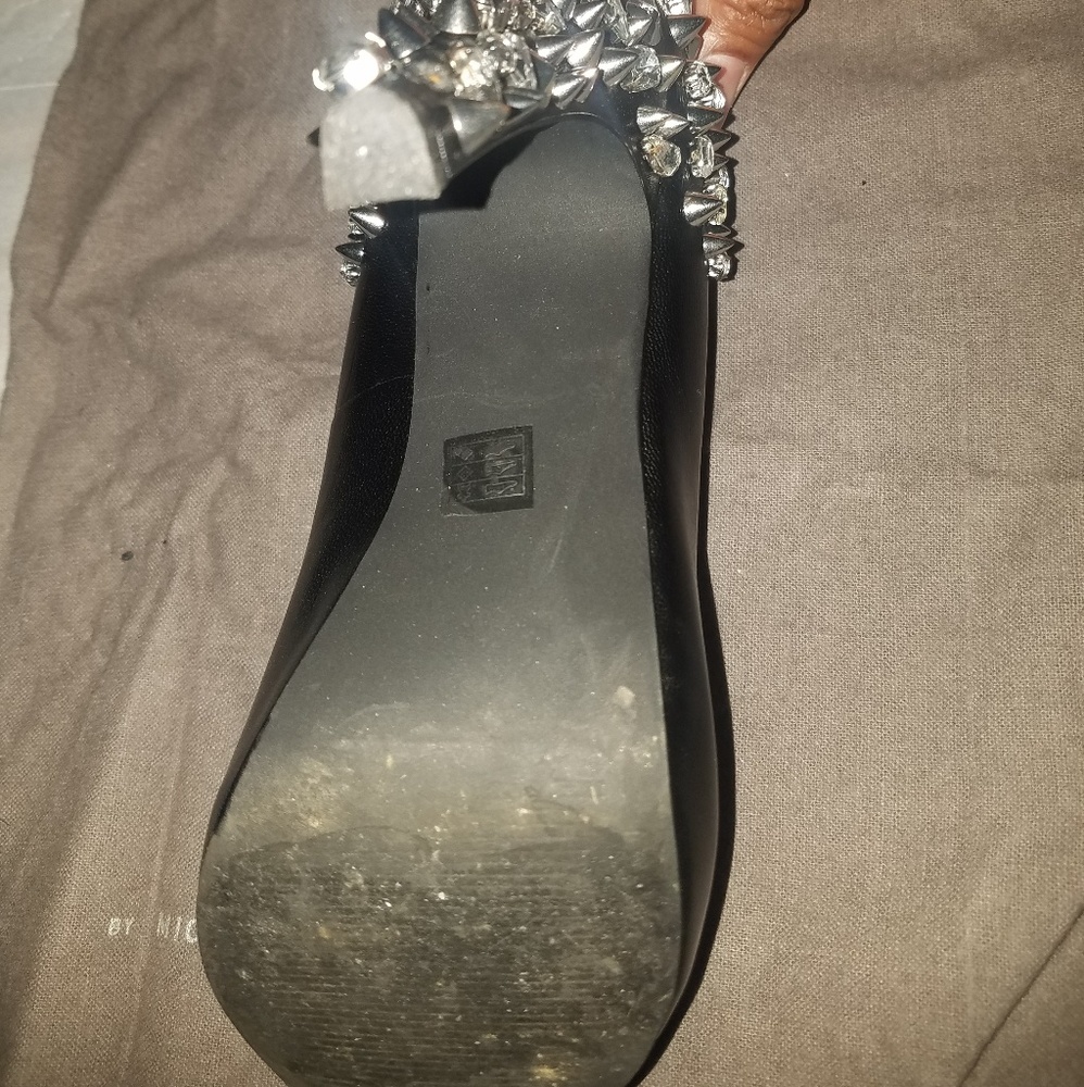 🔥STUDDED HEELS🔥 - Picture 5 of 8